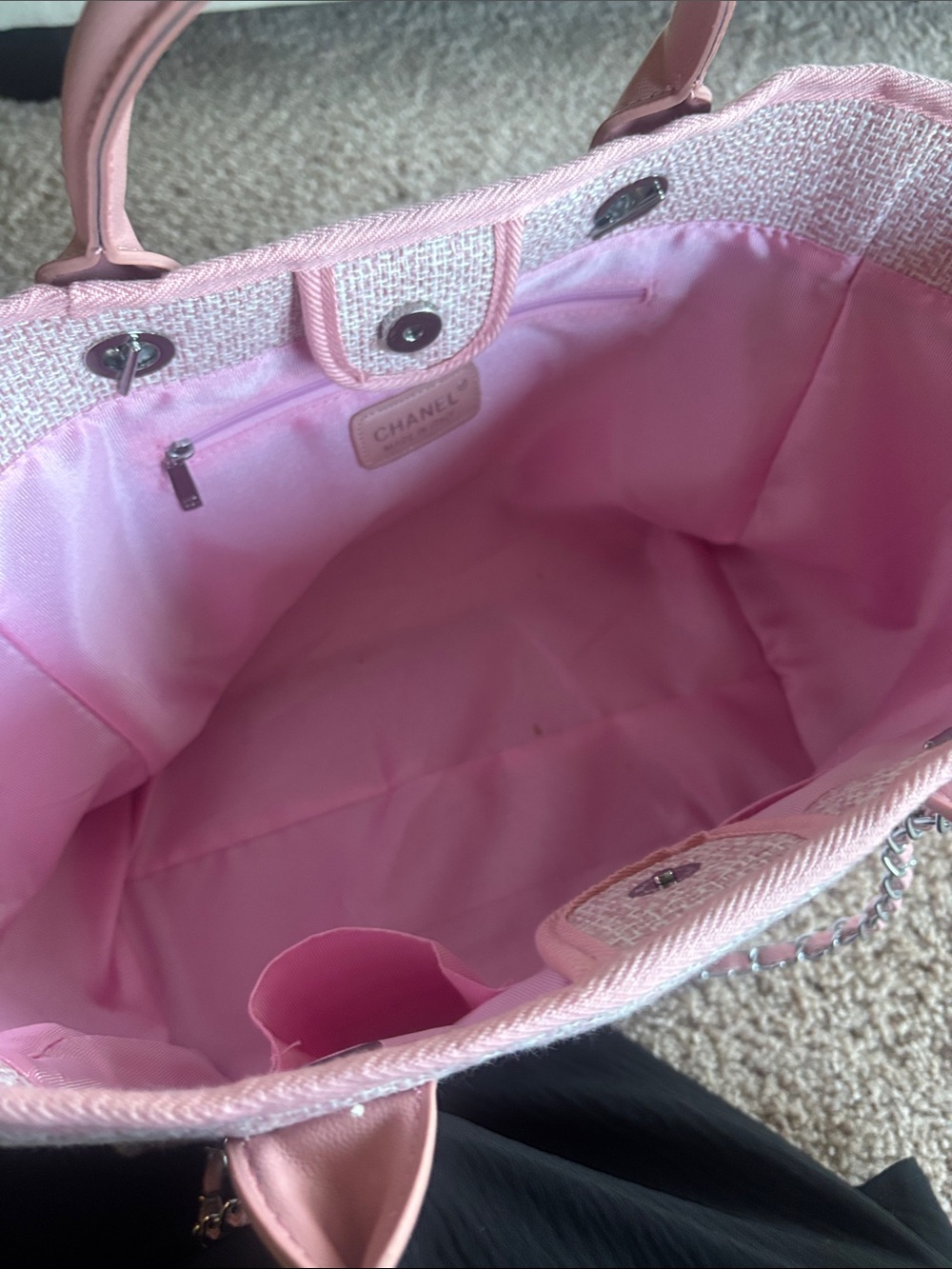 Designer Inspired Tote - Picture 4 of 6